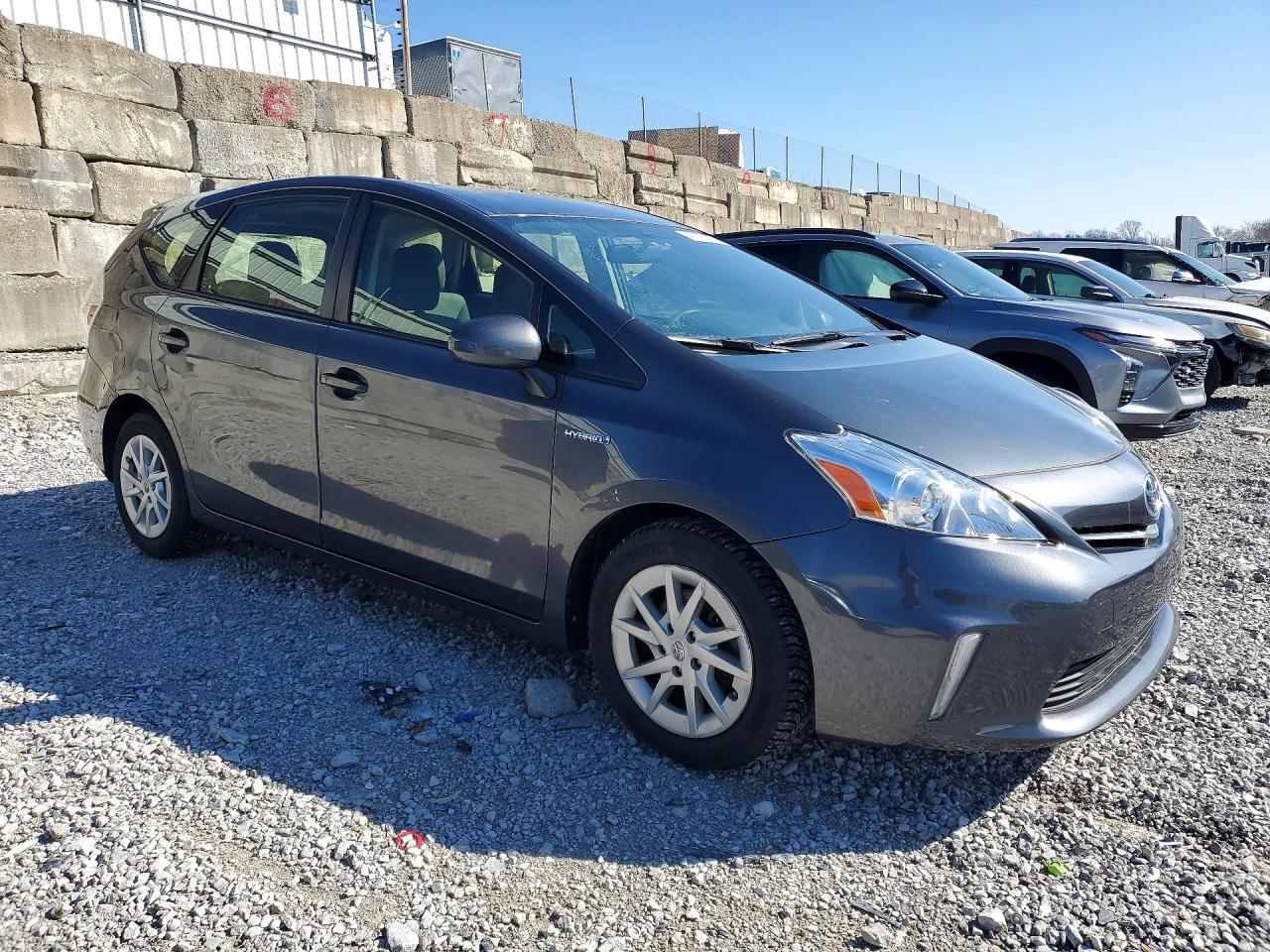 2012 Toyota Prius V Two - Image 4