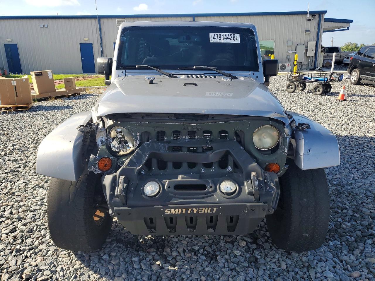2013 Jeep Wrangler Unlimited Sahara - Фото 5