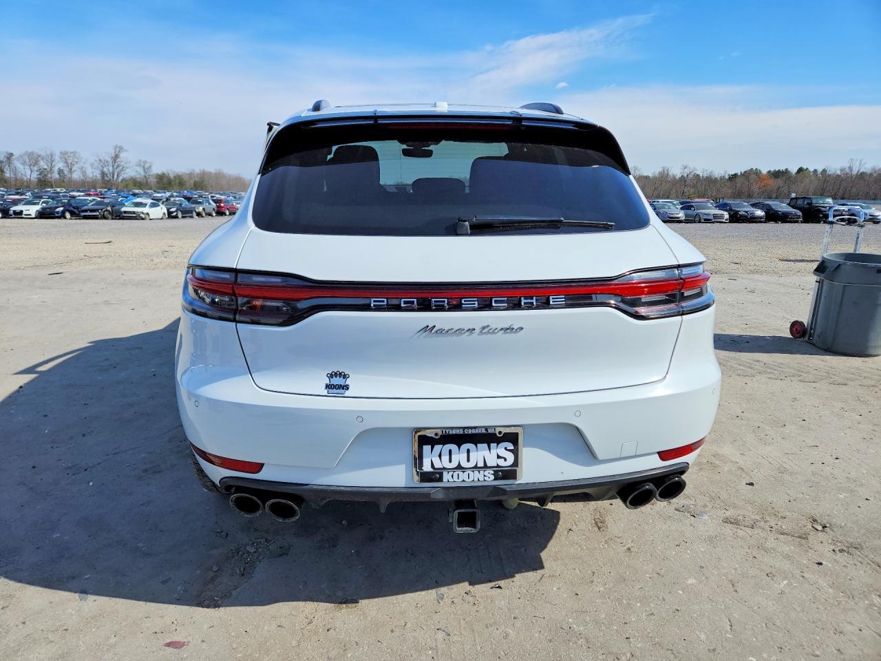2021 Porsche Macan Turbo - Фото 6