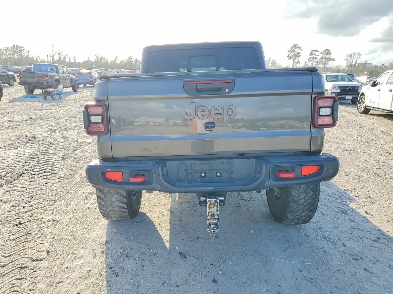 2020 Jeep Gladiator Rubicon - Фото 6