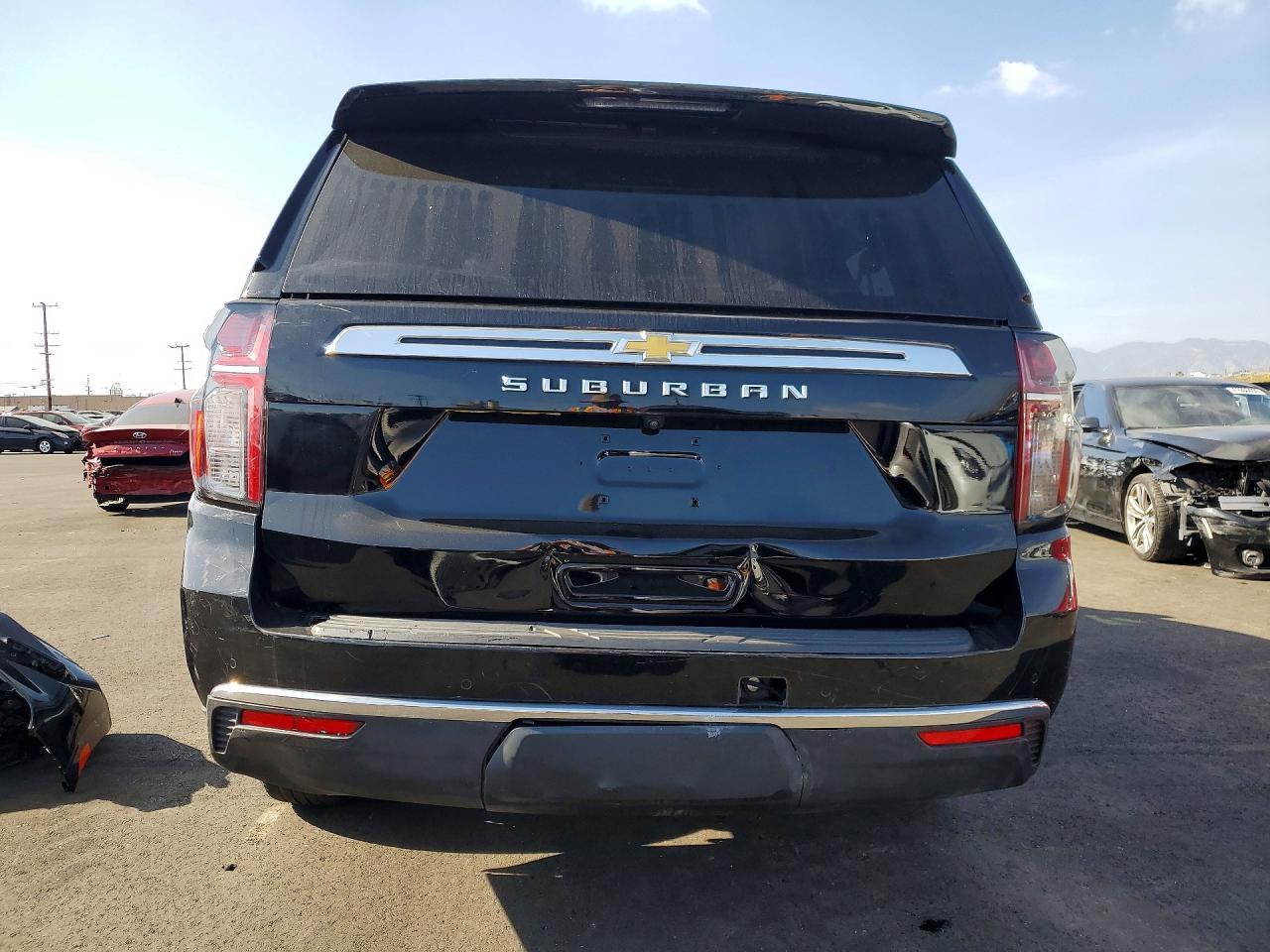 2023 Chevrolet Suburban C1500 Ls - Фото 6