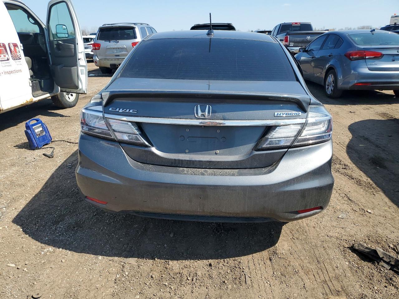 2013 Honda Civic Hybrid L - Image 6
