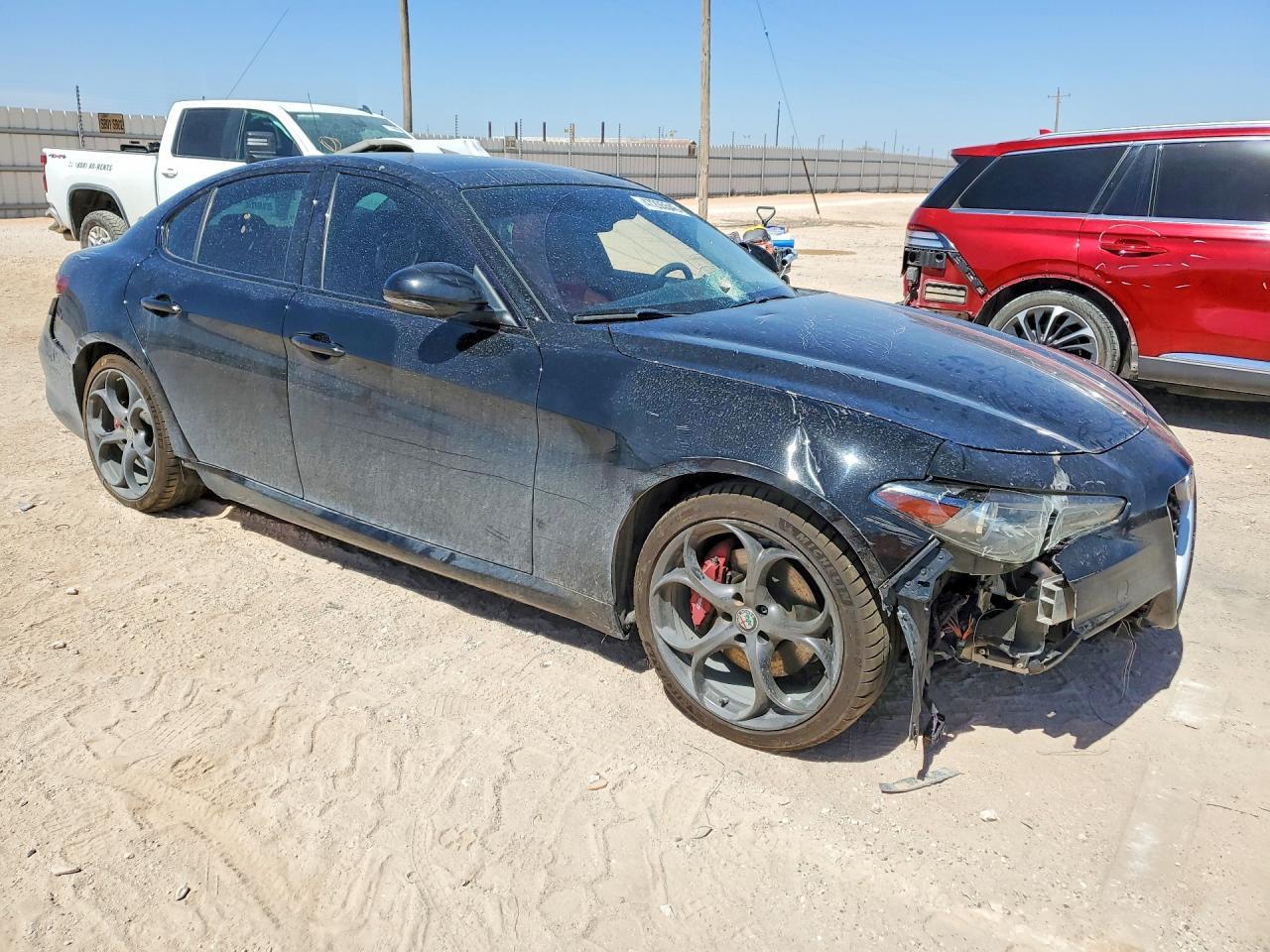 2019 Alfa Romeo Giulia Ti - Image 4