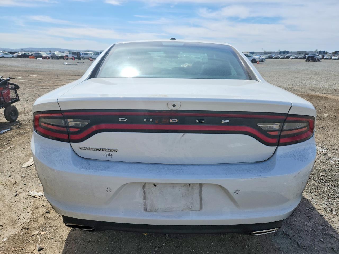 2022 Dodge Charger Sxt - Фото 6