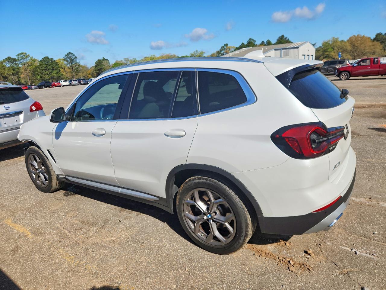 2022 BMW X3 Sdrive30I - Фото 2