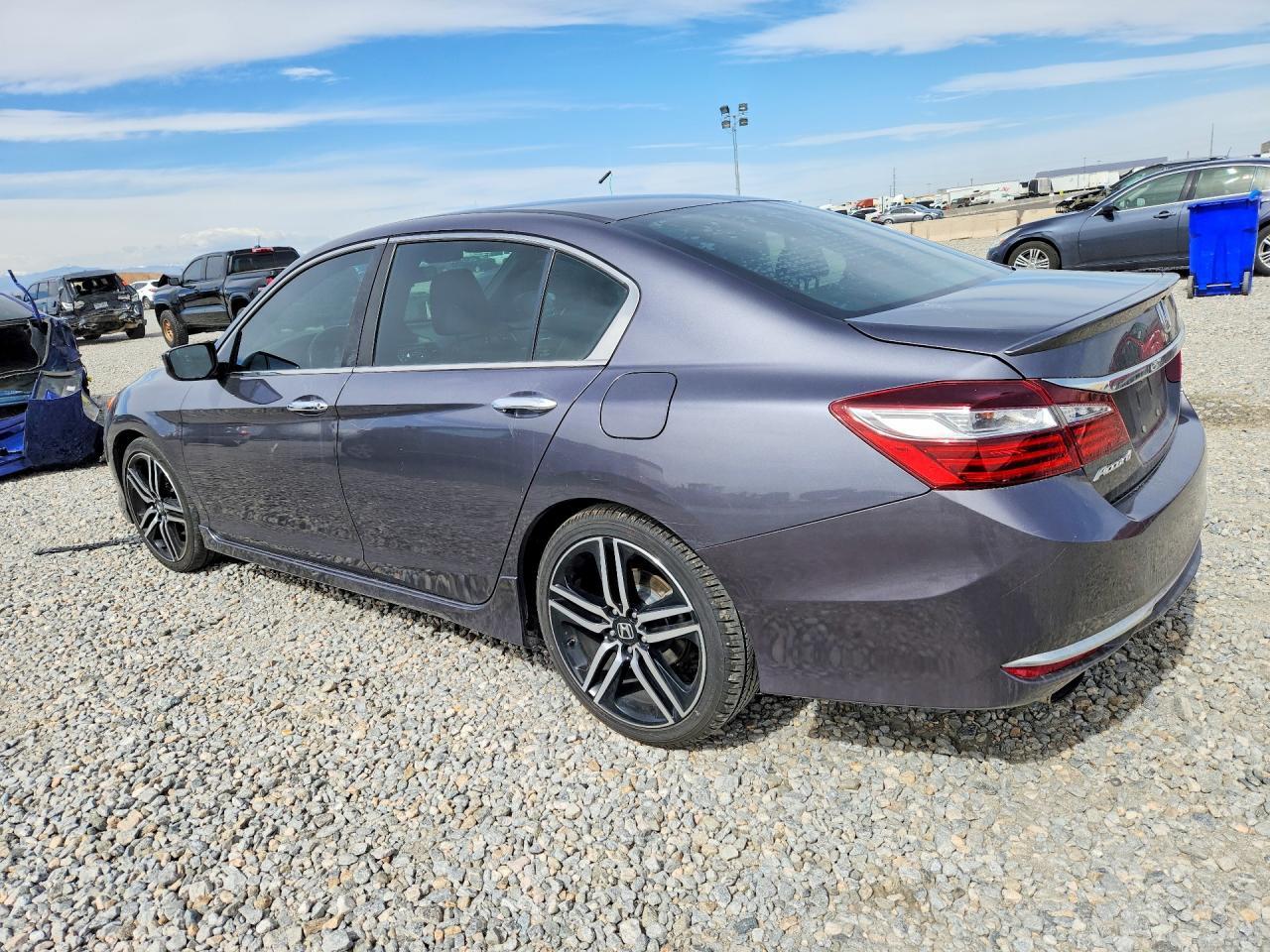 2016 Honda Accord Sport - Image 2