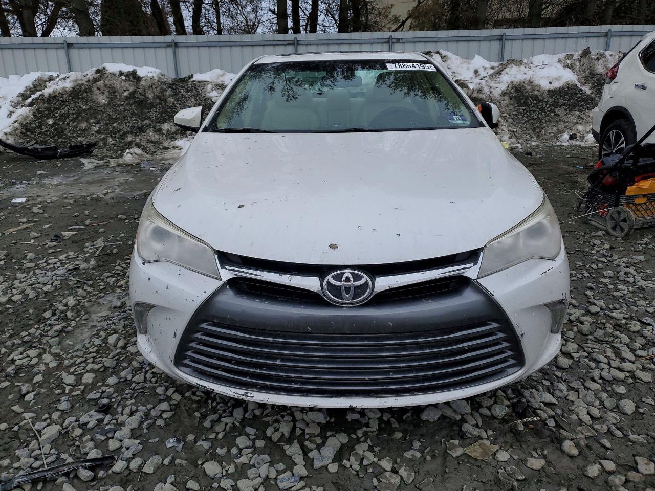 2017 Toyota Camry Xle - Image 5