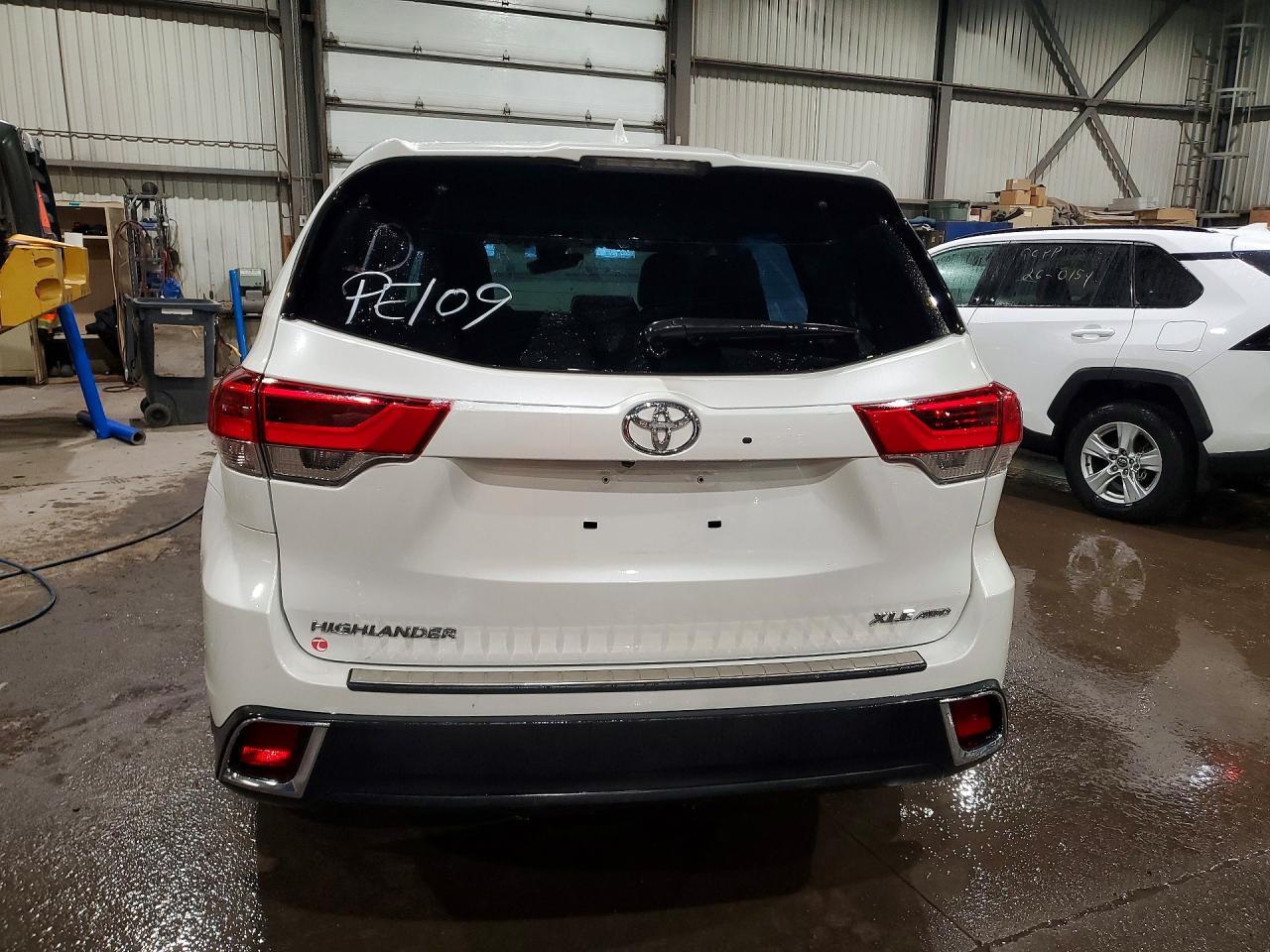 2018 Toyota Highlander Xle - Image 6