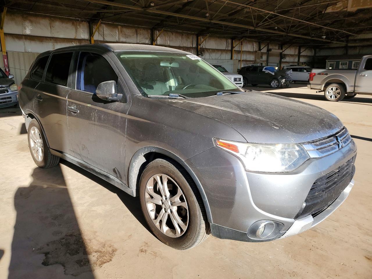 2015 Mitsubishi Outlander Se - Фото 4