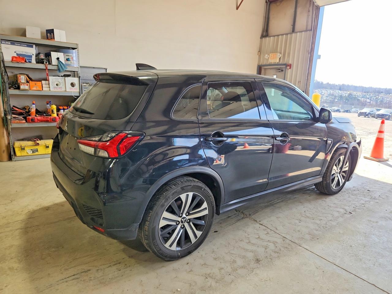 2020 Mitsubishi Outlander Sport Es - Фото 3