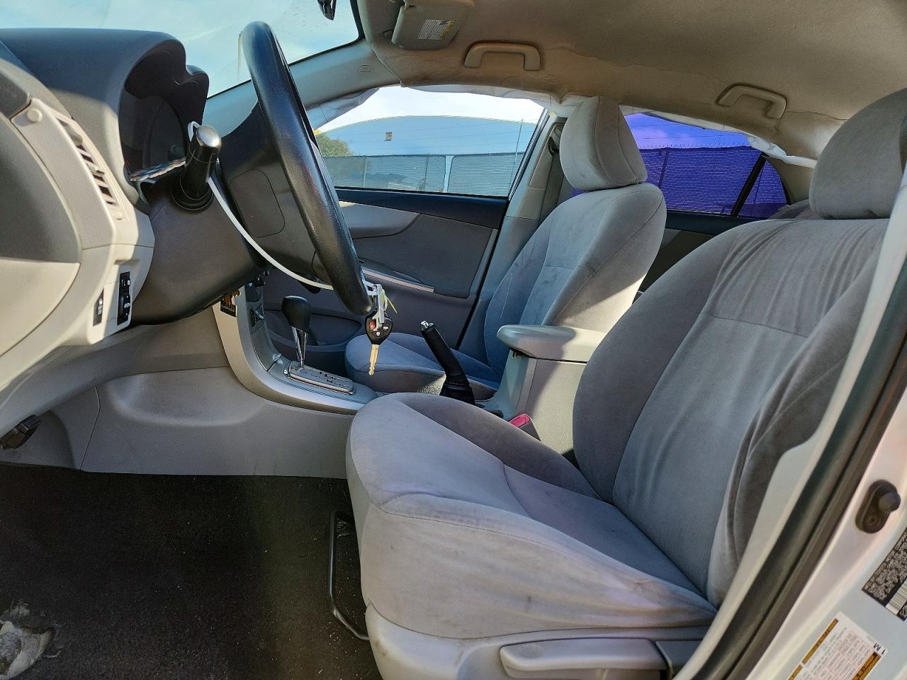 2011 Toyota Corolla Le - Фото 7