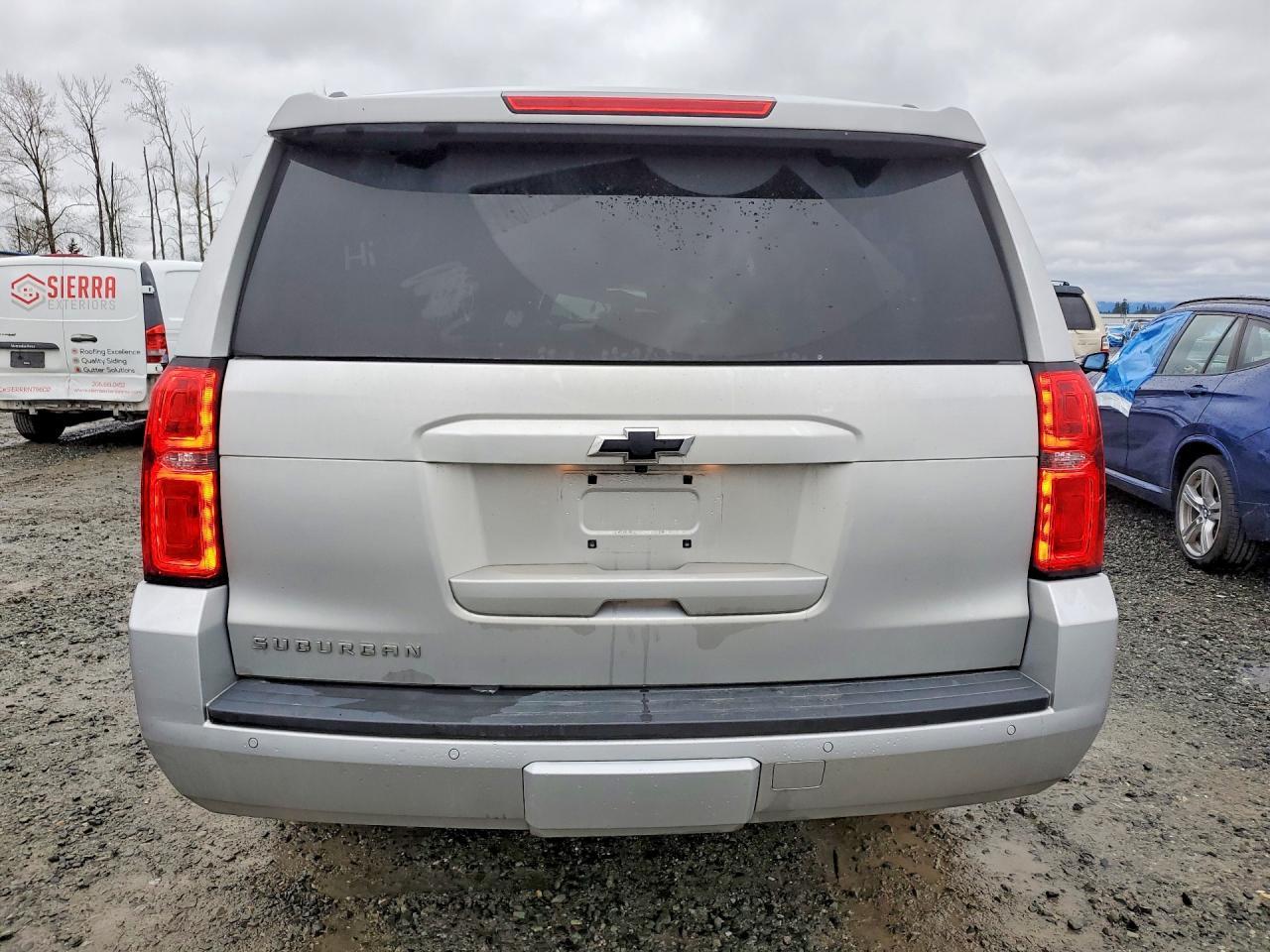2019 Chevrolet Suburban K1500 Lt - Image 6