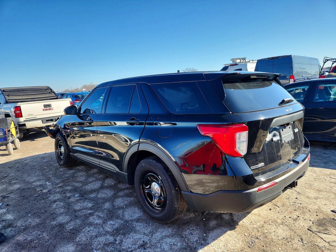 2023 Ford Explorer Police Interceptor - Фото 2