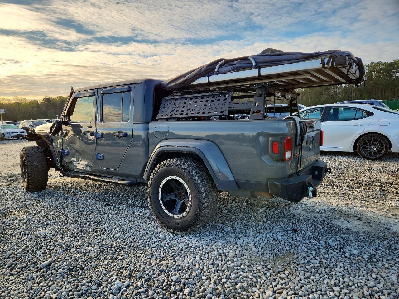 2021 Jeep Gladiator Sport - Фото 2