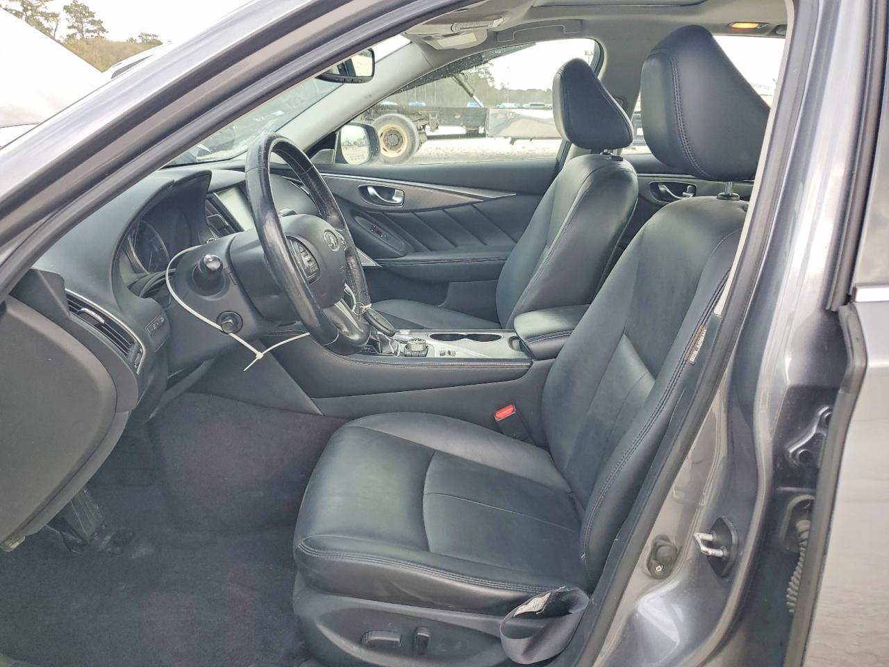 2017 Infiniti Q50 3.0T Premium - Image 7