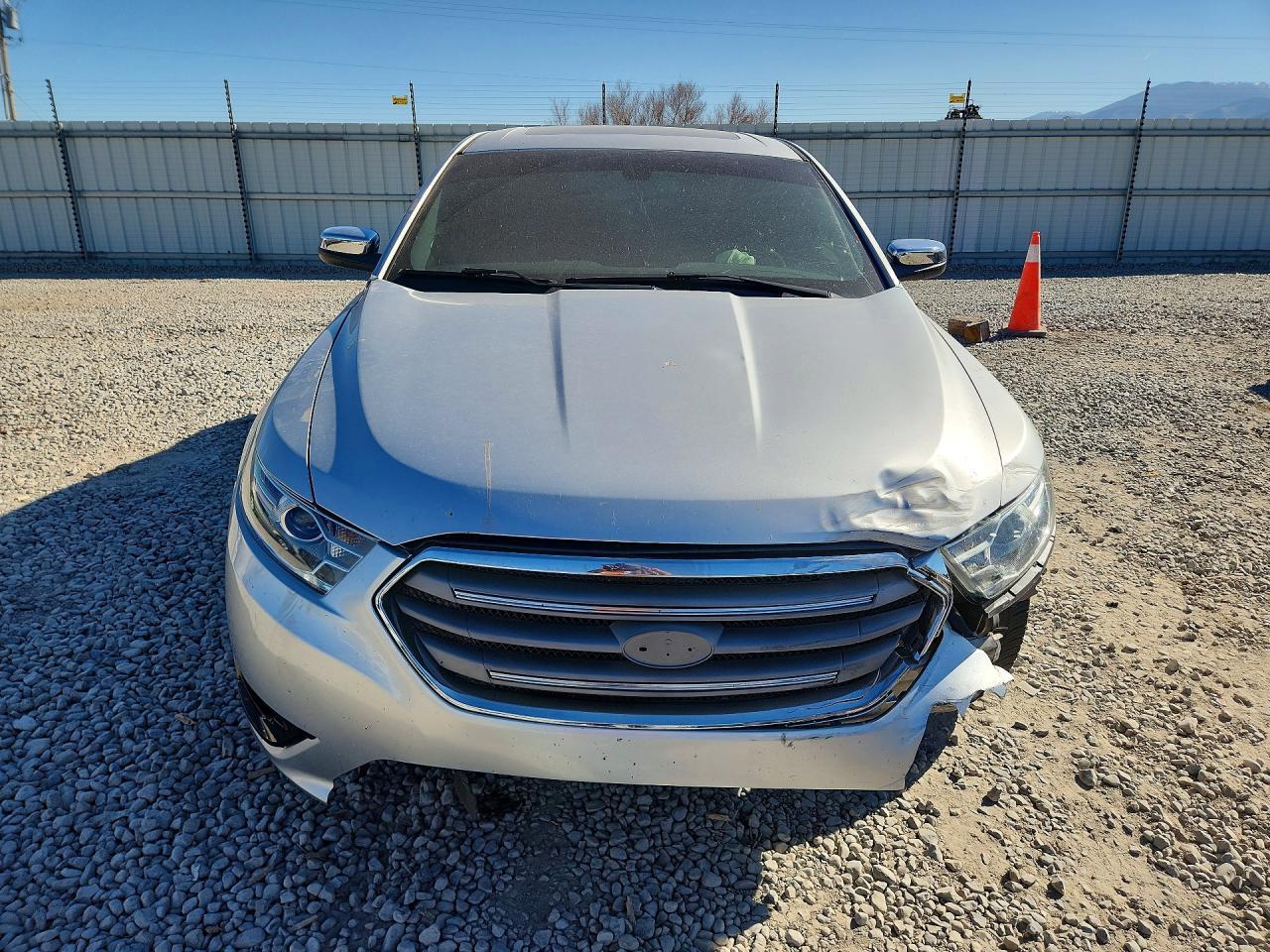 2013 Ford Taurus Limited - Image 5