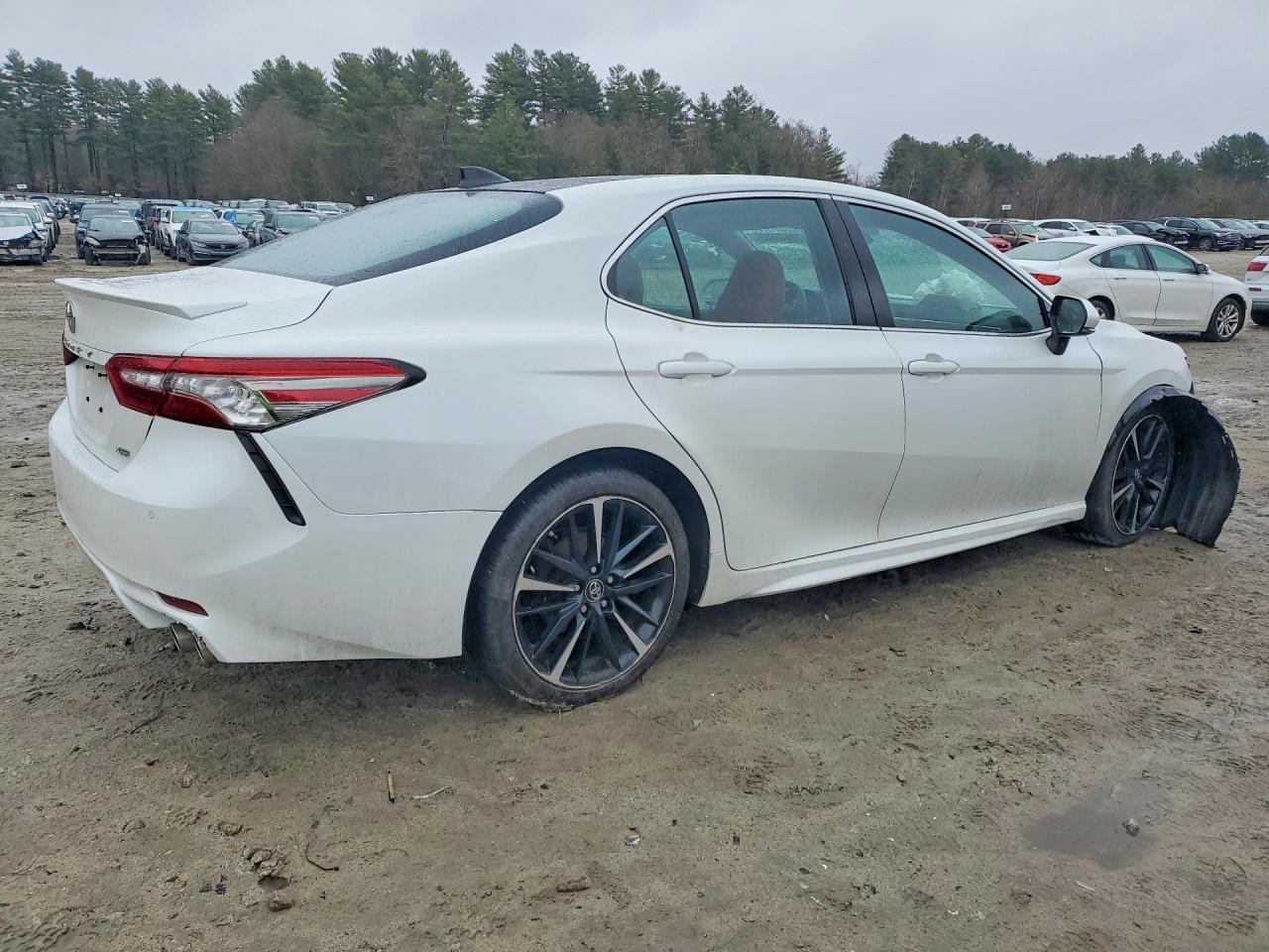 2018 Toyota Camry Xse V6 - Фото 3