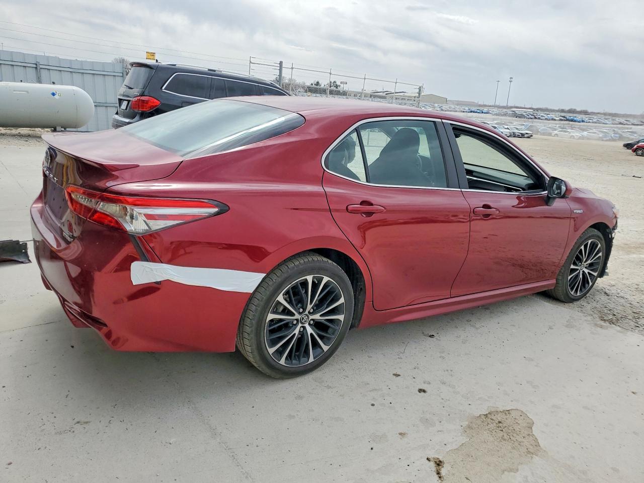 2018 Toyota Camry Hybrid Se - Фото 3