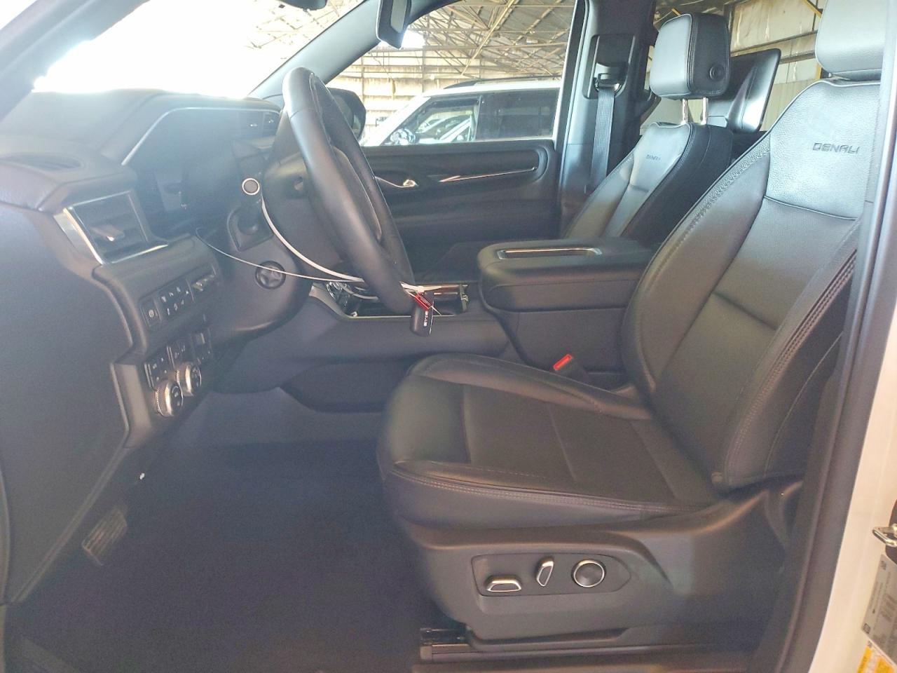 2023 GMC Yukon Xl Denali - Фото 7