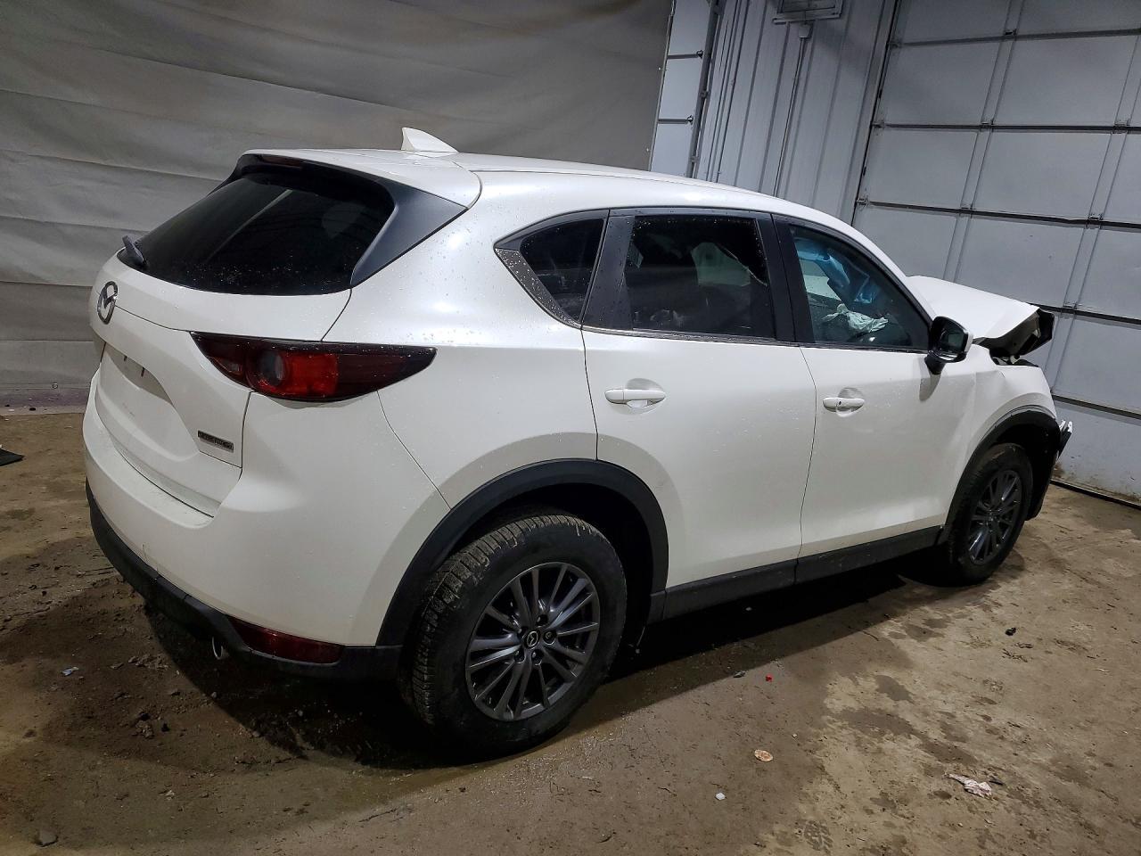 2020 Mazda Cx-5 Touring - Image 3