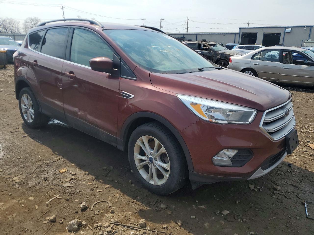 2018 Ford Escape Se - Фото 4
