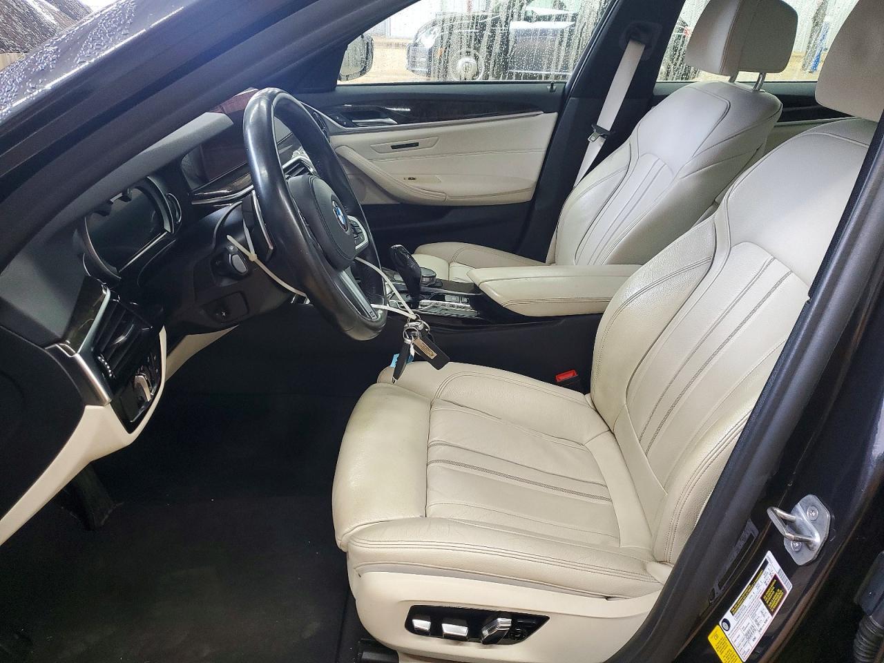2019 BMW 530 I - Image 7