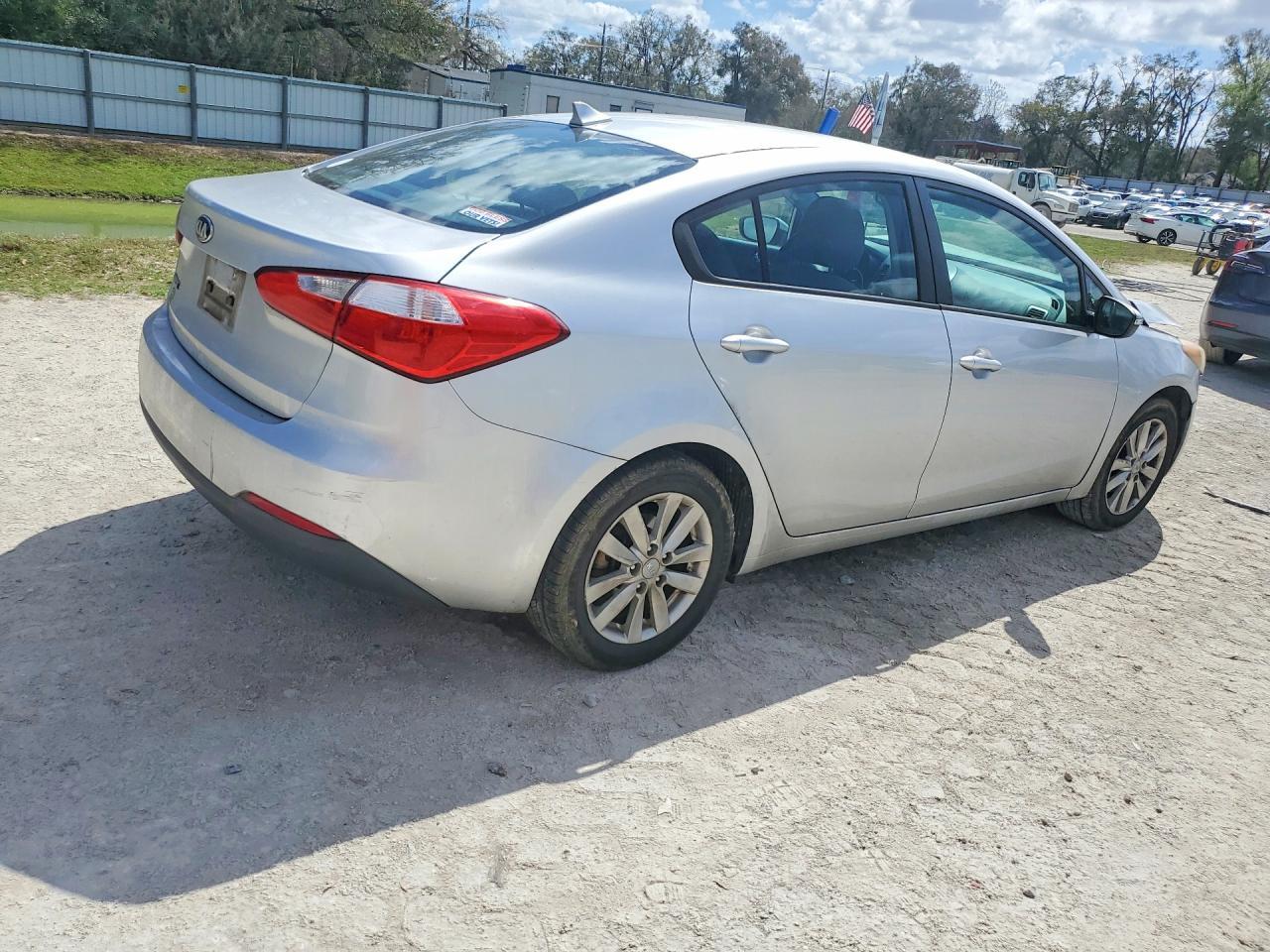 2014 Kia Forte Lx - Фото 3