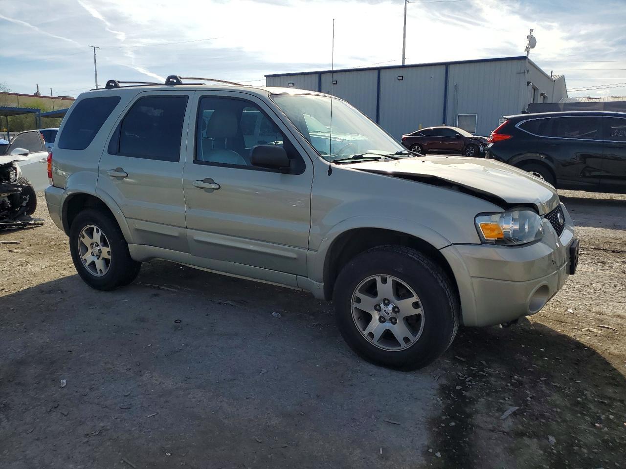 2005 Ford Escape Limited - Фото 4