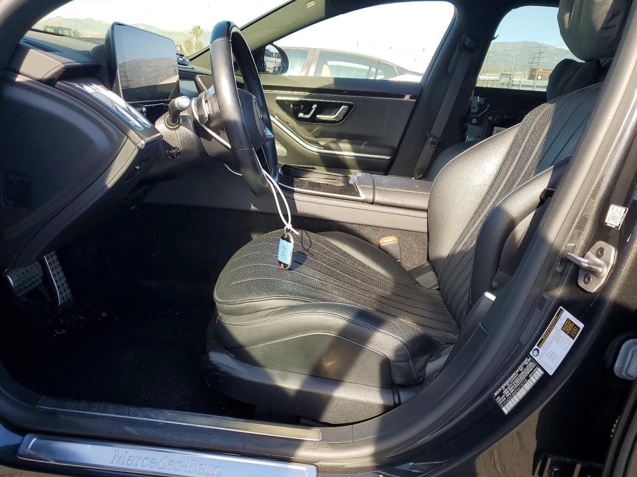 2023 Mercedes-Benz S 500 4Matic - Image 7