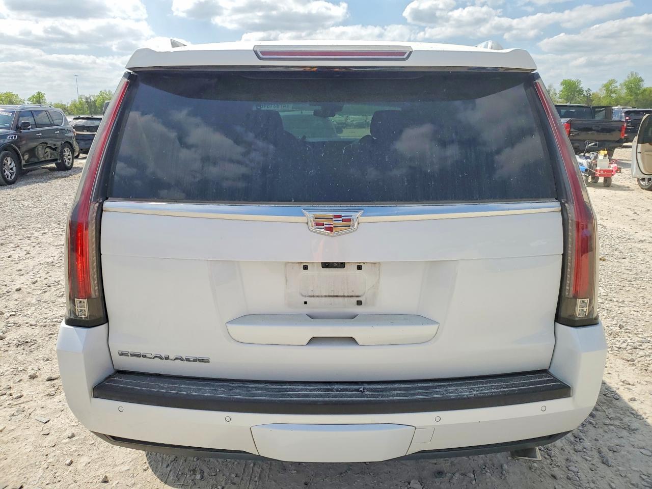 2018 Cadillac Escalade Luxury - Фото 6