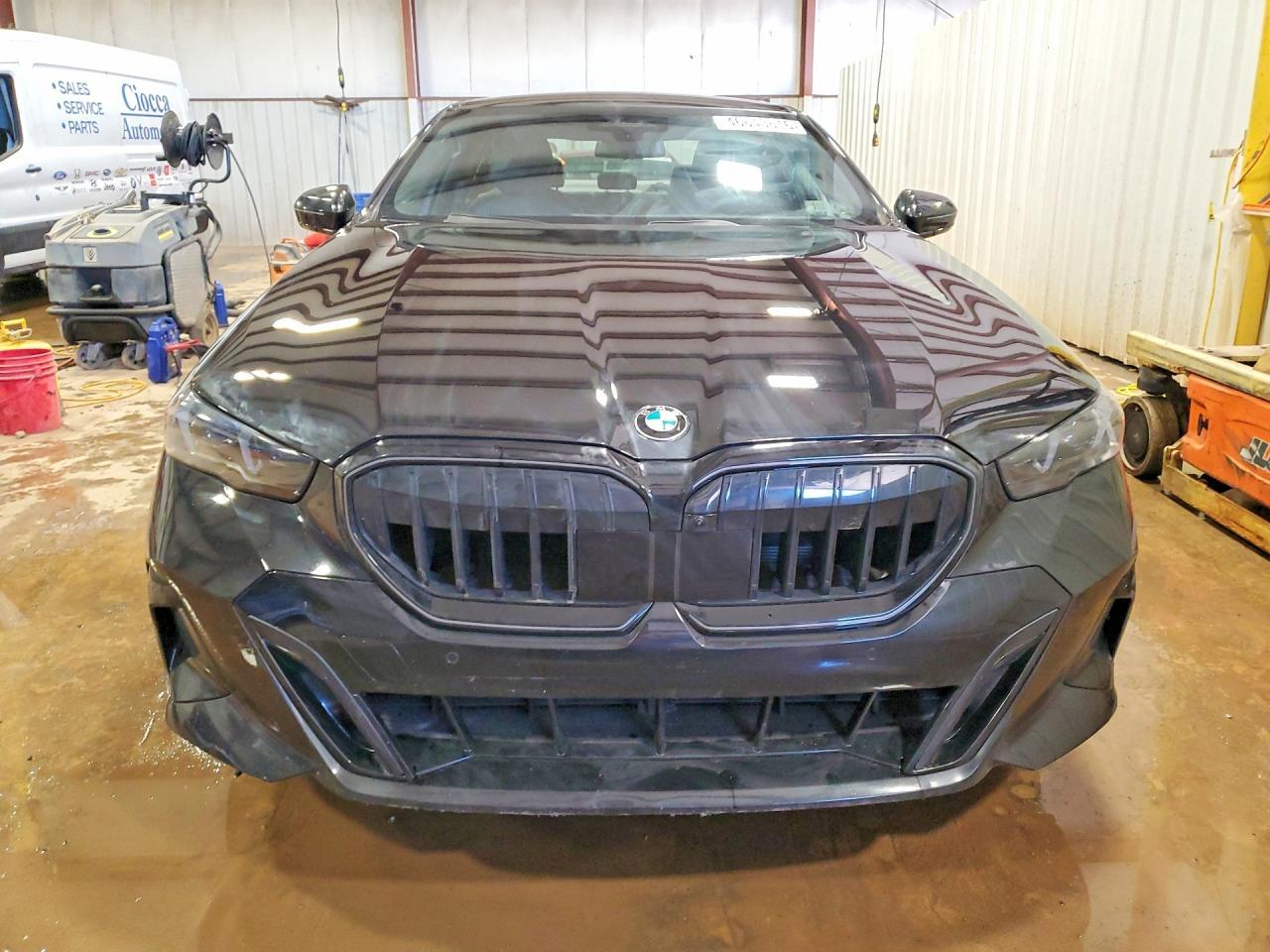 2025 BMW 540 Xi - Фото 5