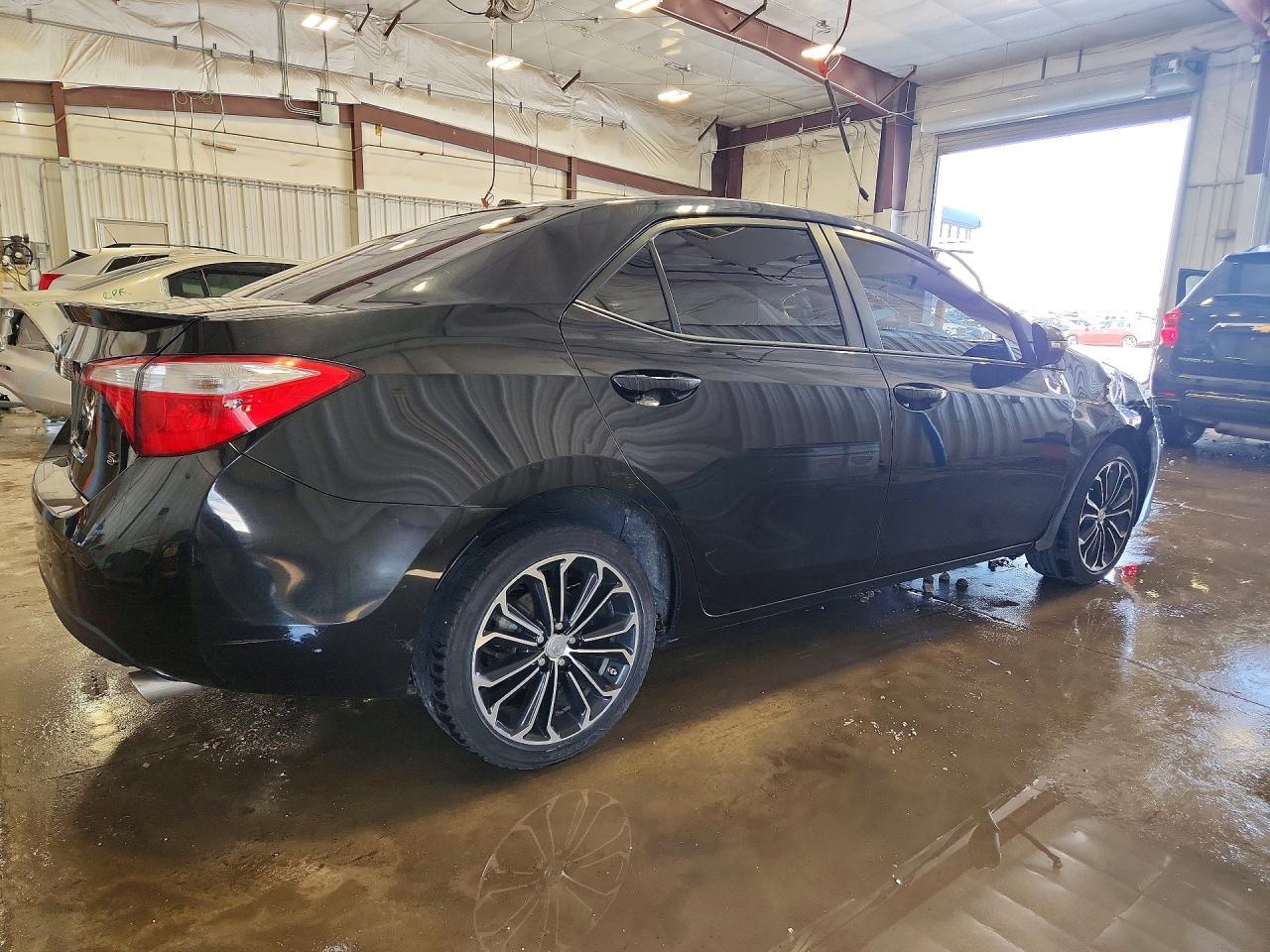 2014 Toyota Corolla S Premium - Фото 3