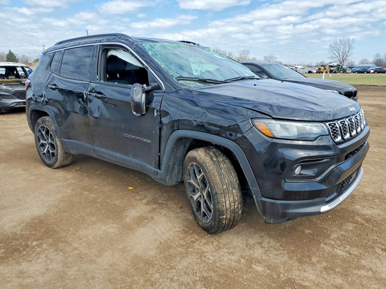 2025 Jeep Compass - Image 4