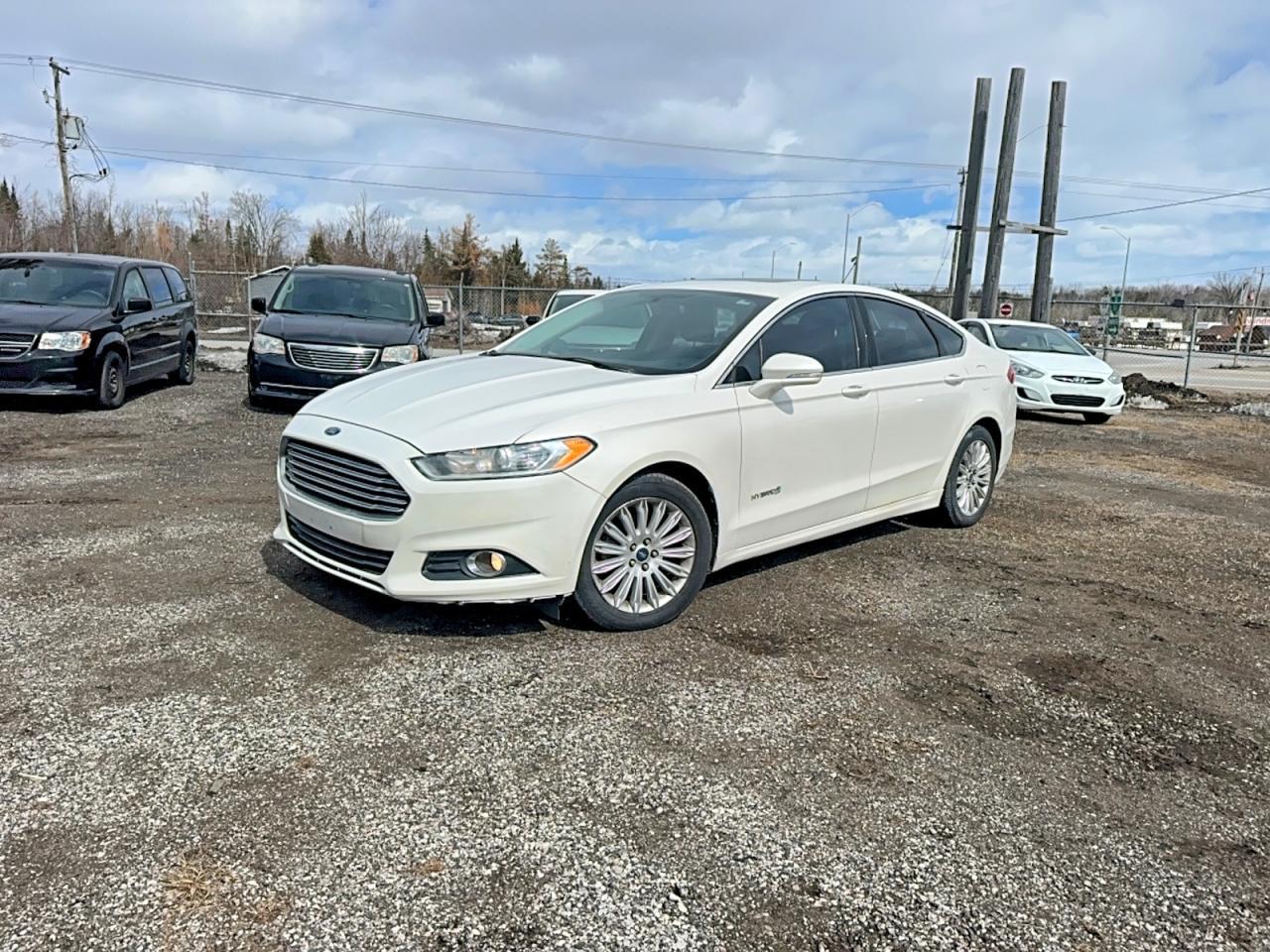 2013 Ford Fusion Se Hybrid - Фото 2