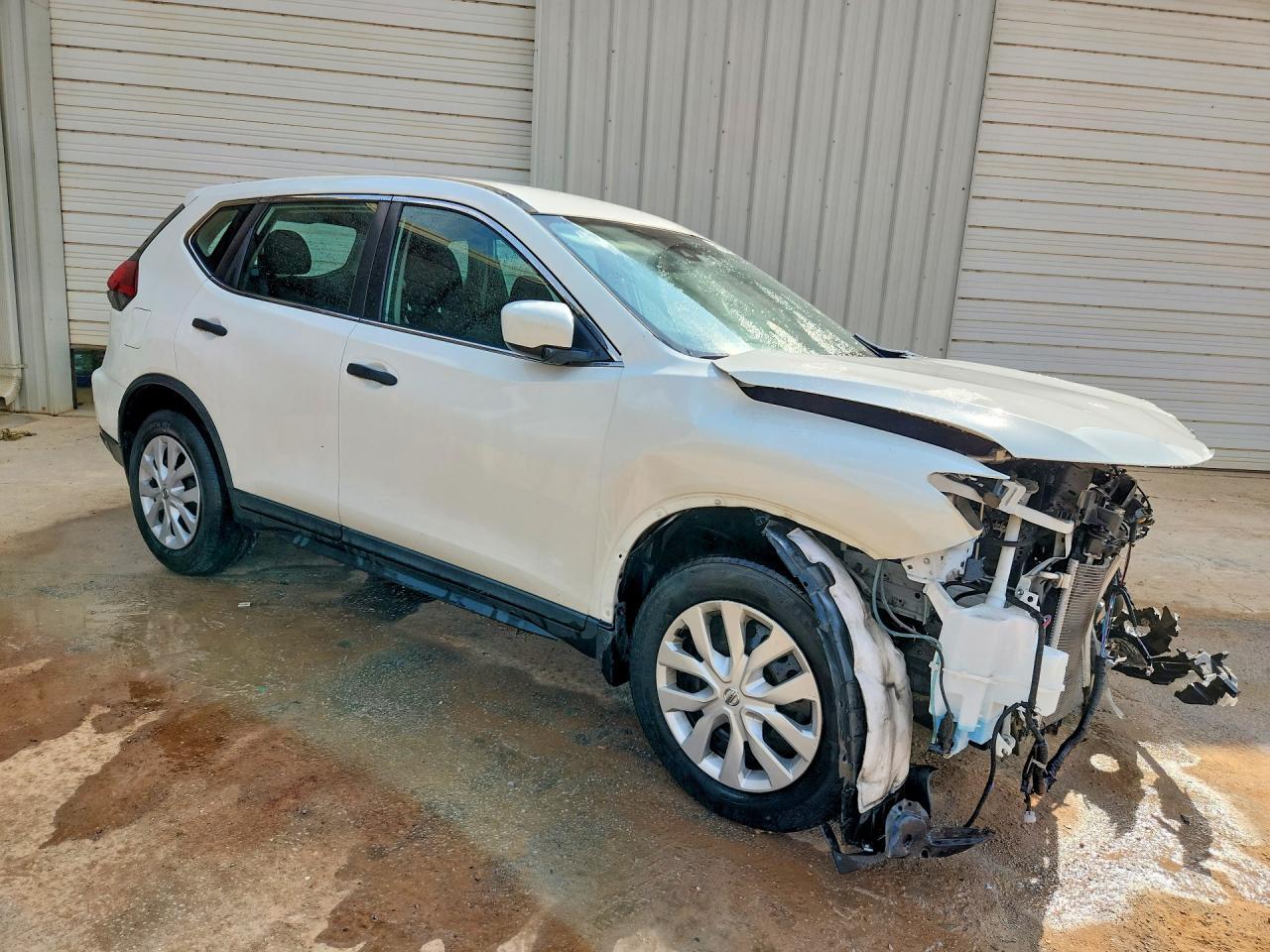 2020 Nissan Rogue S - Фото 4