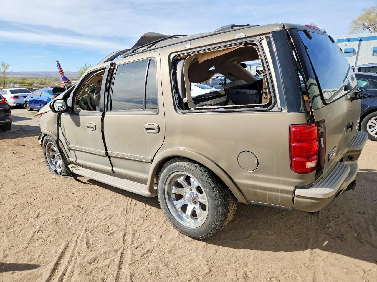 2001 Ford Expdtion - Фото 2