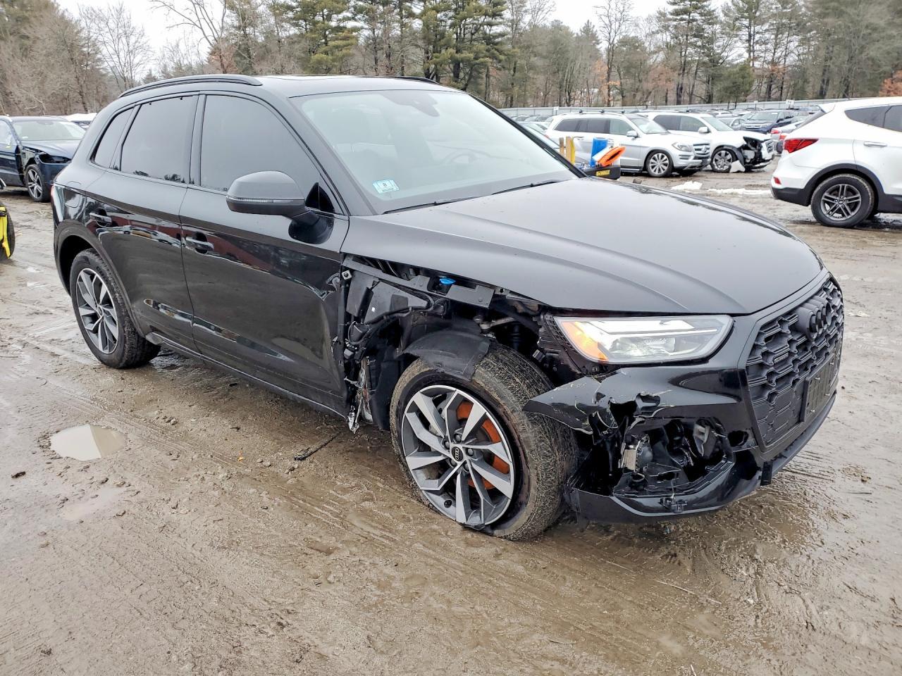 2024 Audi Q5 Premium 45 - Image 4