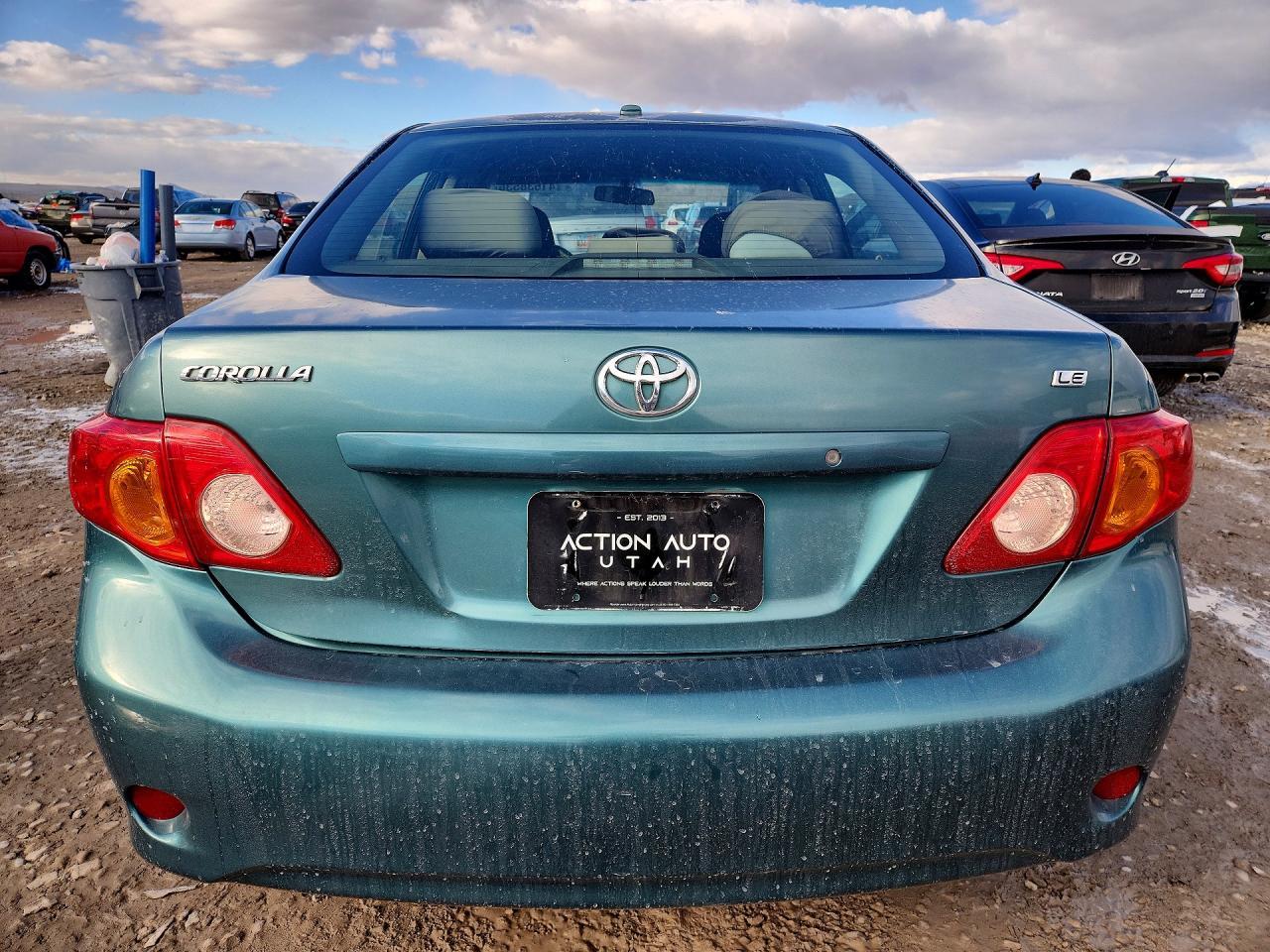 2010 Toyota Corolla Le - Фото 6