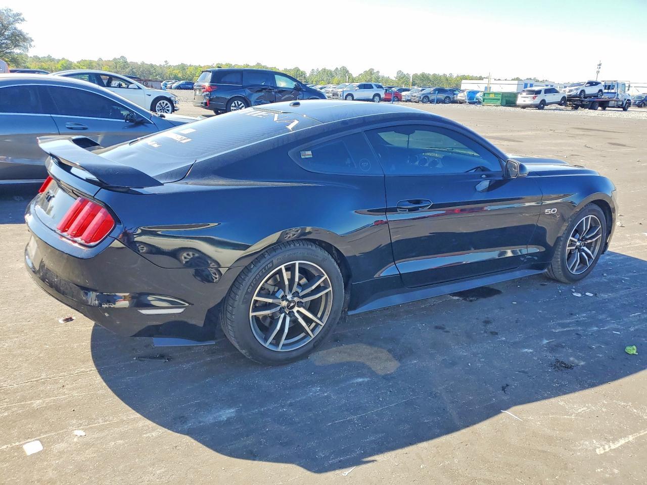 2015 Ford Mustang Gt - Фото 3