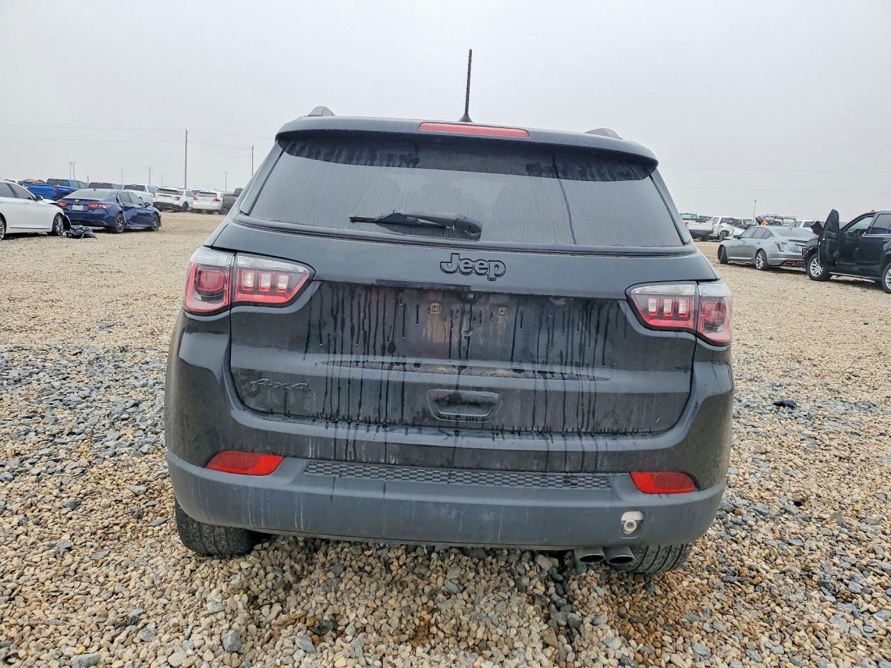 2018 Jeep Compass Latitude - Image 6