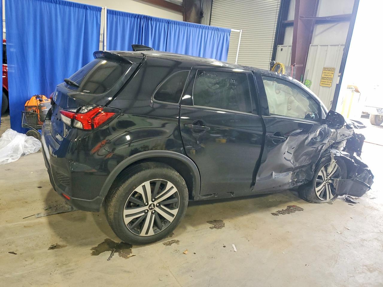 2025 Mitsubishi Outlander Sport S - Image 3