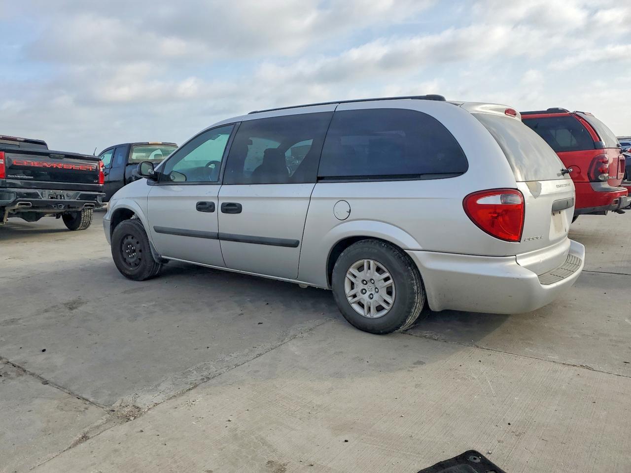 2005 Dodge Grand Caravan Se - Фото 2