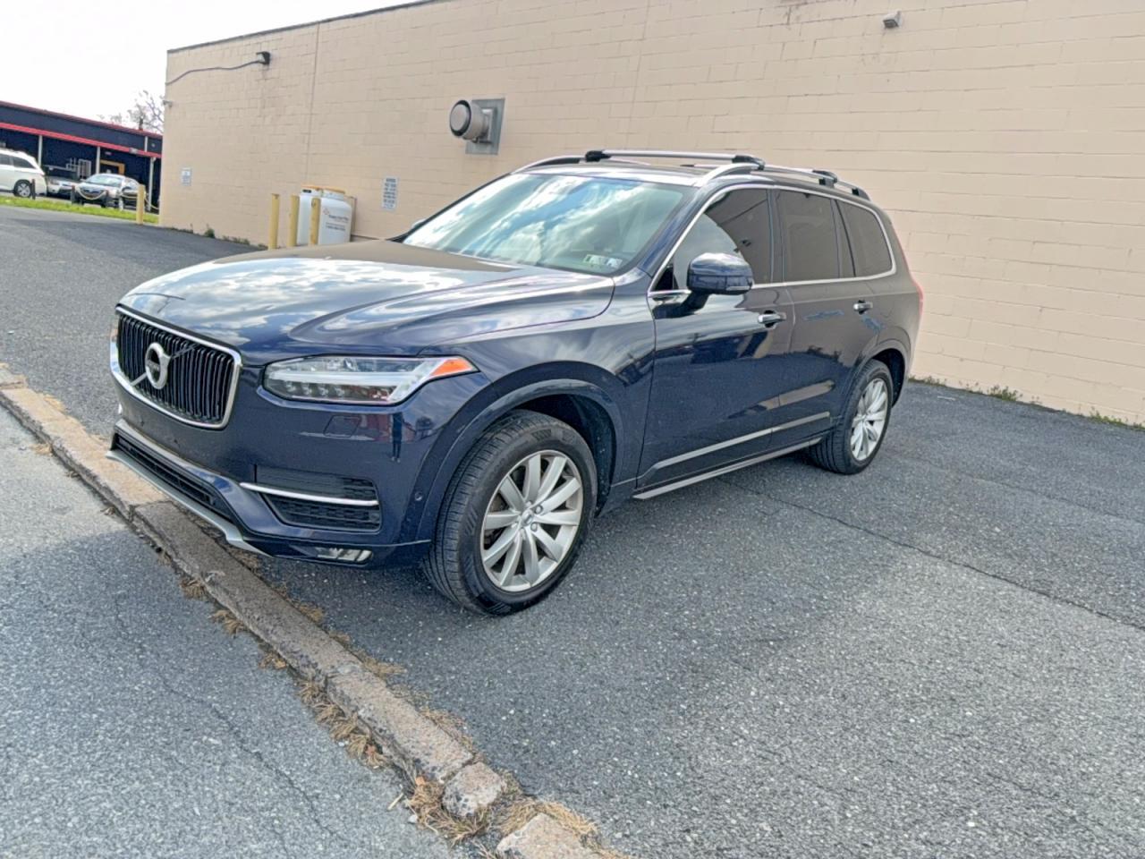2016 Volvo Xc90 T6 - Image 2