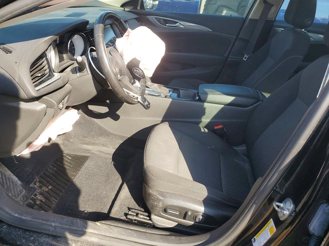 2018 Buick Regal Tourx Preferred - Фото 7