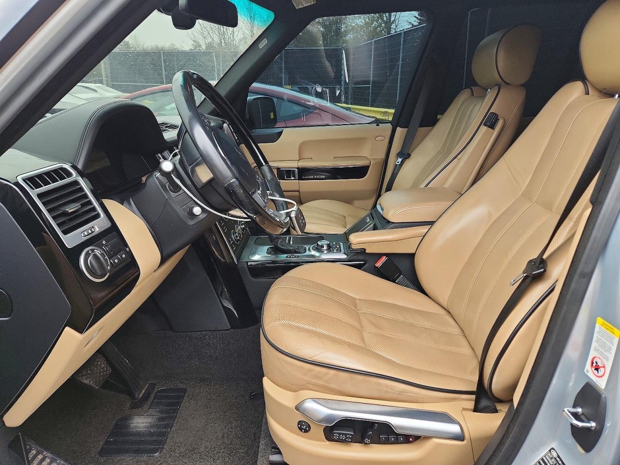 2012 Land Rover Range Rover Hse Luxury - Image 7