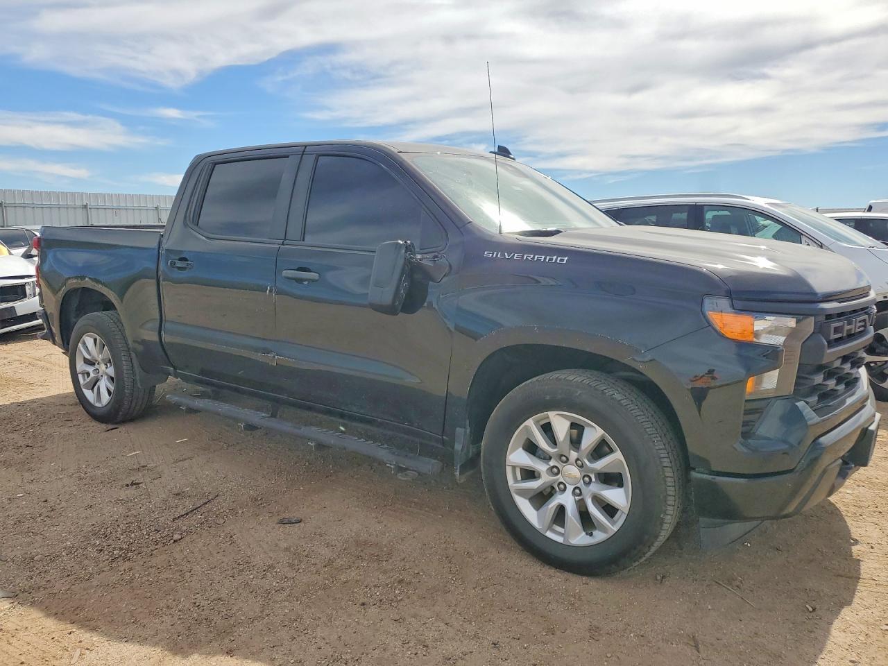 2023 Chevrolet Silverado C1500 Custom - Фото 4