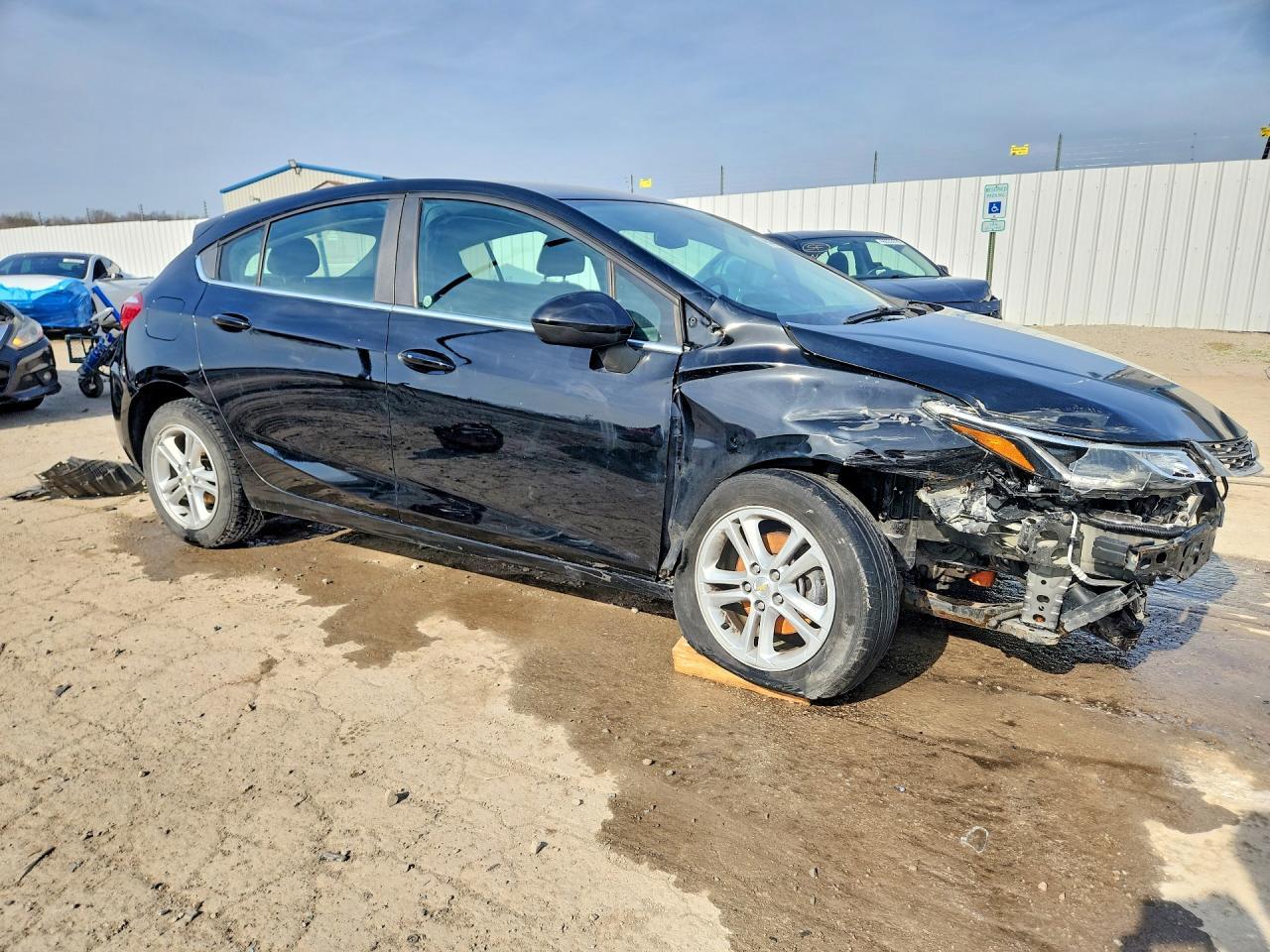 2017 Chevrolet Cruze Lt - Image 4