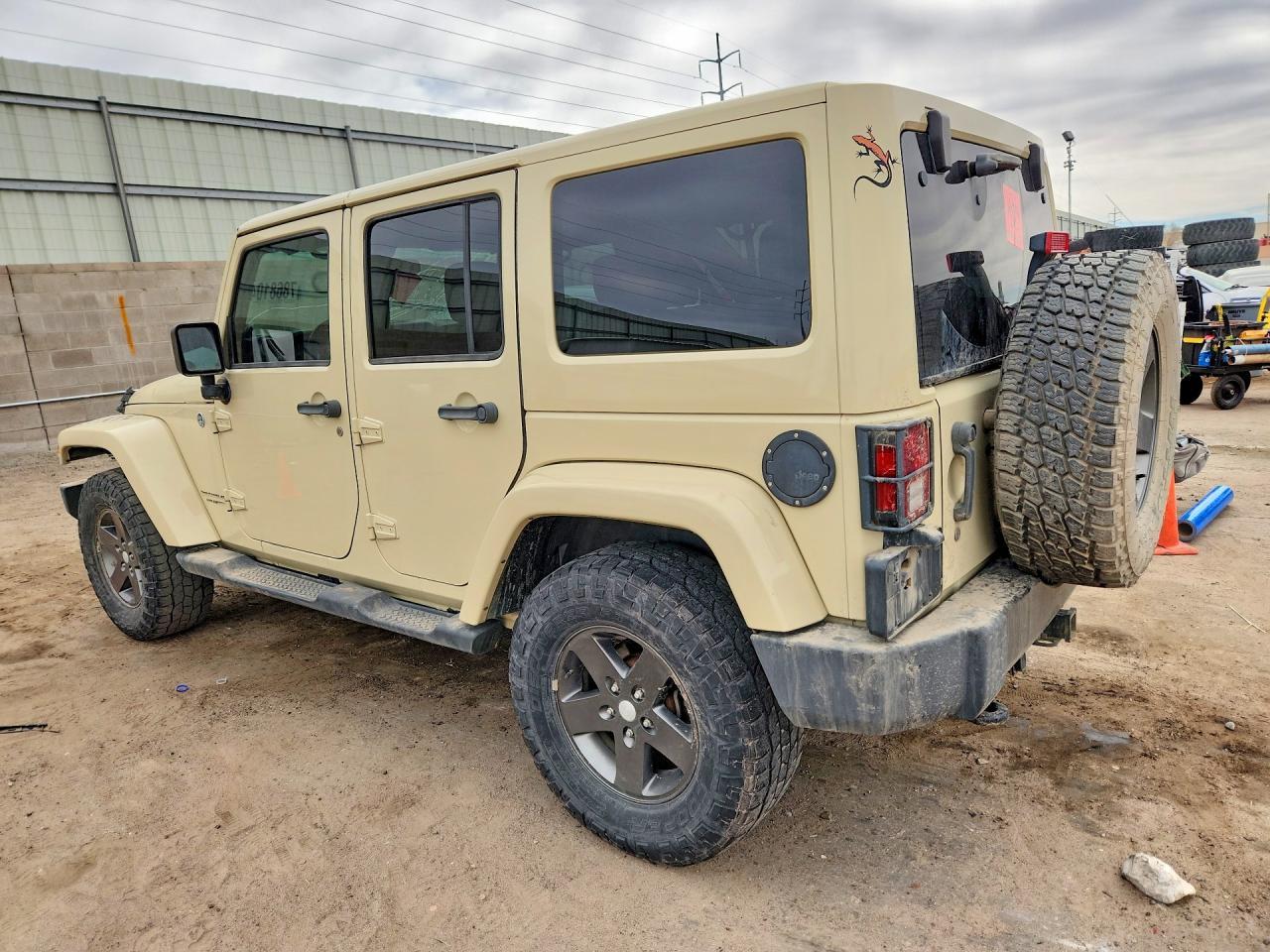 2011 Jeep Wrangler Unlimited Sport - Фото 2