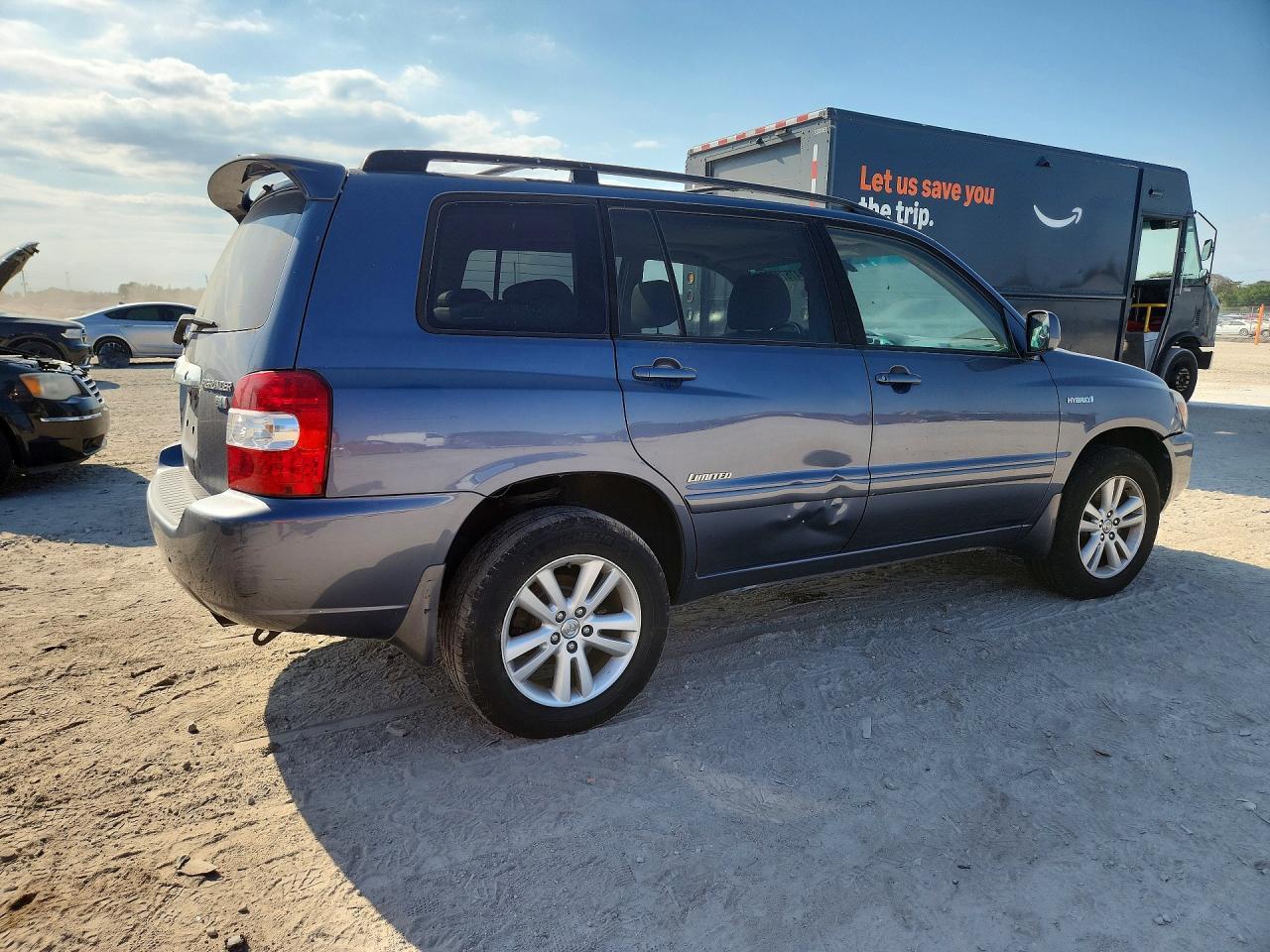2006 Toyota Highlander Hybrid Limited - Image 3