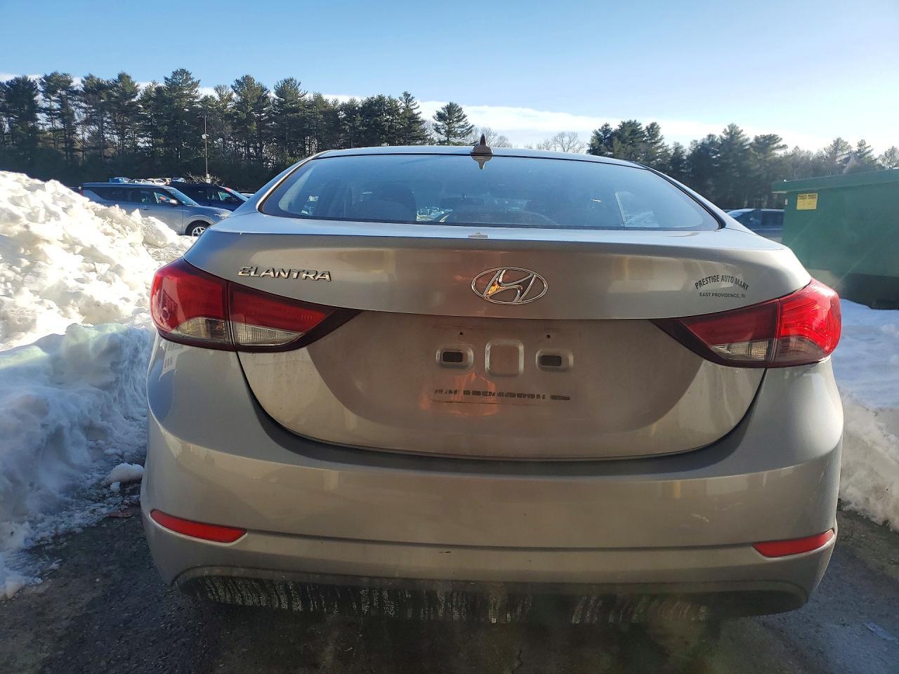 2016 Hyundai Elantra Se - Фото 6